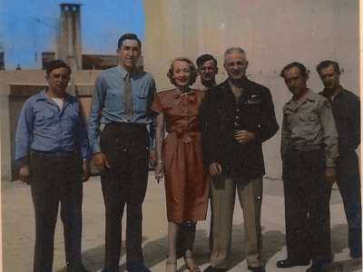 Il terrazzo durante la Guerra venne visitato dalla grande Marlene Dietrich, in questa foto ritratta assieme agli Alleati e al generale americano Nathan Twinning (alla sua sinistra)